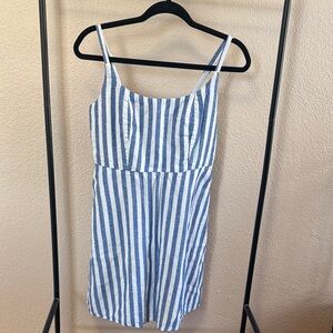 Old Navy Blue and White Textured Stripe Top